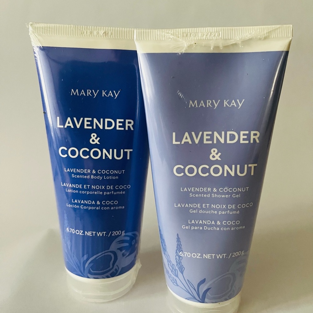 Mary Kay Lavender & Coconut Body Lotion and Shower Gel - Blue and White